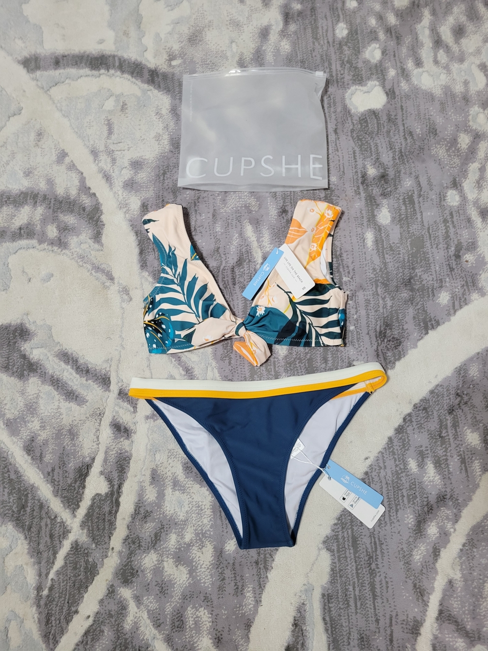 Brand New Cupshe Leaf Print Bikini Set - Teal, Navy & Yellow Trim Size XS/S
